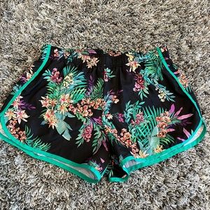 Xersion running shorts